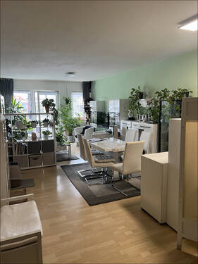 Wohn- und Esszimmer - *M19* - Gemütliche 2 Zimmer Wohnung mit Balkon (aktuell vermietet)