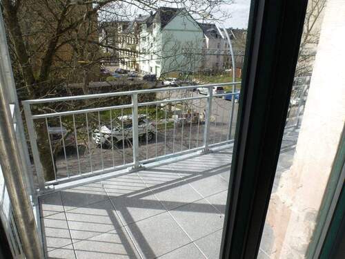 Balkon - 3 Zimmer Etagenwohnung zur Miete in Chemnitz