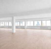 Provisionsfrei im Alleinauftrag! Kreative Büroeinheit in bester Lage der München- Isarvorstadt – flexibel aufteilbar, mit bis zu zwölf Büroräumen