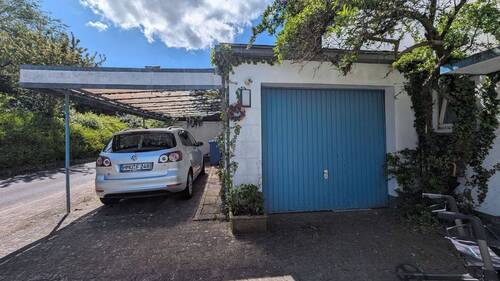 Carport und Garage - 