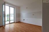 2-Raum-Wohnung mit Balkon, Chemnitz - 2-Raum-Wohnung mit Balkon! - 289,00 EUR Kaltmiete, ca.  60,90 m² Wohnfläche