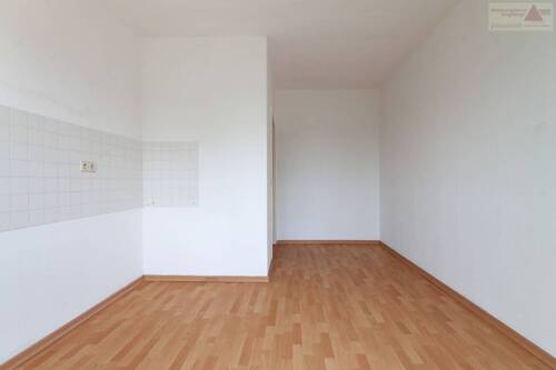 2-Raum-Wohnung mit Balkon, Chemnitz - 2 Zimmer Etagenwohnung in Chemnitz / Lutherviertel