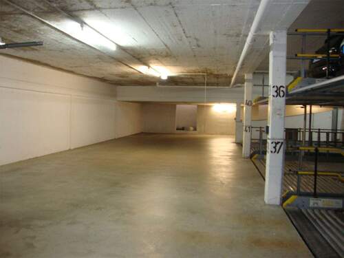Tiefgarage - 