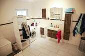 Waschtisch Bad - 2 Zimmer Etagenwohnung in Amberg