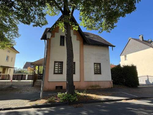 Außenansicht - Einfamilienhaus mit 173,00 m&sup2; in Leverkusen zum Kaufen