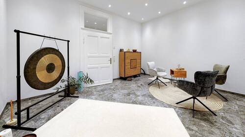 Behandlungszimmer / Arbeitszimmer - Wohnen oder arbeiten - hier haben Sie die Wahl!