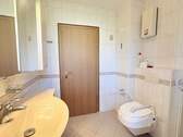Badezimmer (EG) - 