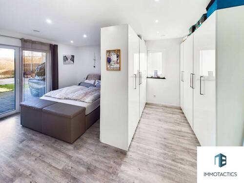 Schlafzimmer EG - 