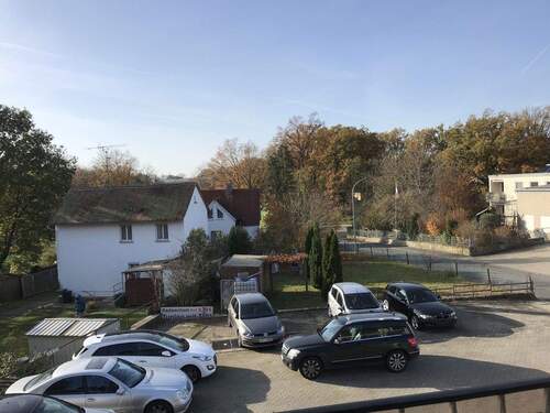 Aussicht von Balkon zum Garten - 