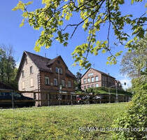 Am Eingang zum Kloster Maulbronn - Haus mit Restaurant, Pension und Wohnung