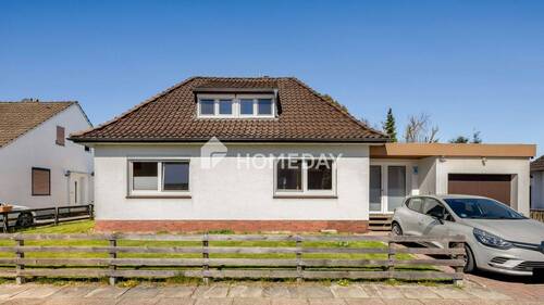 Außenansicht 2 - 7 Zimmer Einfamilienhaus in Brake (Unterweser)