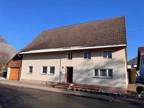 Freistehend - Handwerker aufgepasst! Ehemaliges Bauernhaus m. Ausbaupotenzial. Kein Denkmalschutz. Sofort Frei!!!