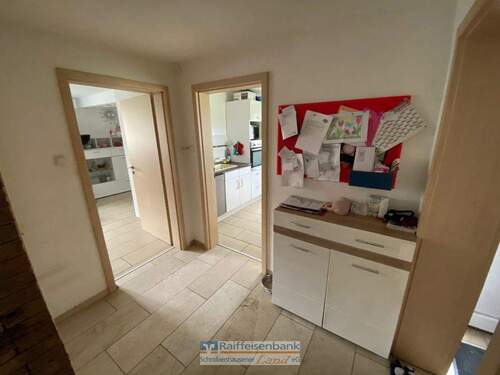 Diele - 6 Zimmer Einfamilienhaus zum Kaufen in Schrobenhausen / Hörzhausen