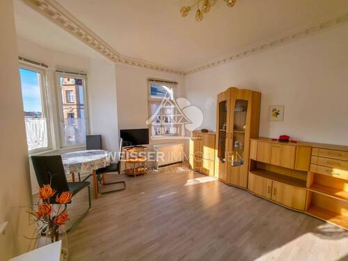 Wohnzimmer Ansicht 2 - Etagenwohnung mit 56,00 m&sup2; in Fürth zur Miete