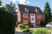 Außenansicht - Renovierte Wohnung am Tibarg Niendorf inkl. Einbauküche und PKW-Stellplatz