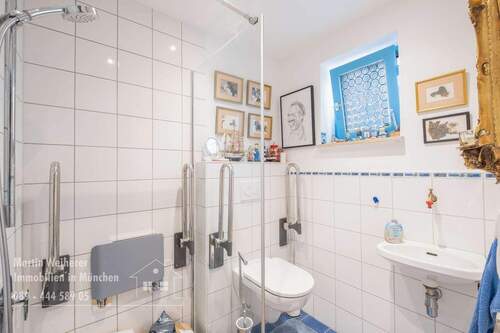 WC mit Dusche - 