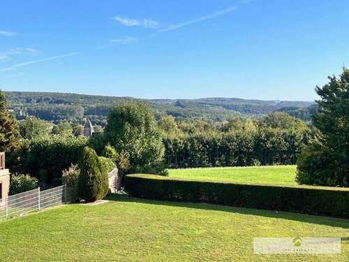 Waldblick - 7 Zimmer Doppelhaushälfte zum Kaufen in Ense-Niederense