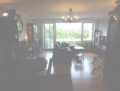 Wohn-Esszimmer-4.OG - 3 Zimmer Etagenwohnung zur Miete in Düsseldorf