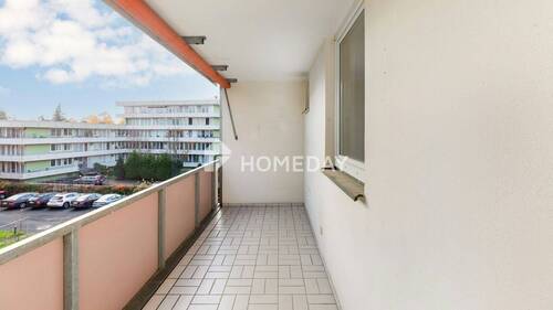 Loggia 1 - 3 Zimmer Etagenwohnung zum Kaufen in Erlangen