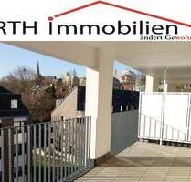 Attraktive 3 Zimmer Wohnung mit EBK, Fußbodenheizung, Parkett, Loggia - Zentrale Lage - Mönchengladbach Stadtmitte