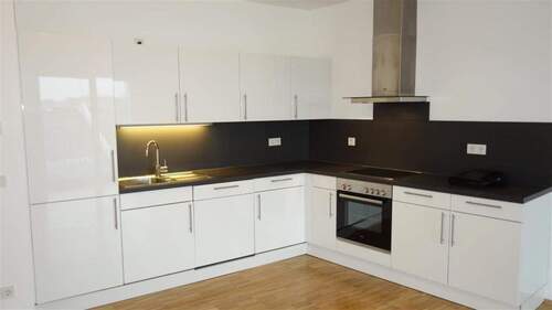 EBK mit Elektrogeräte - 