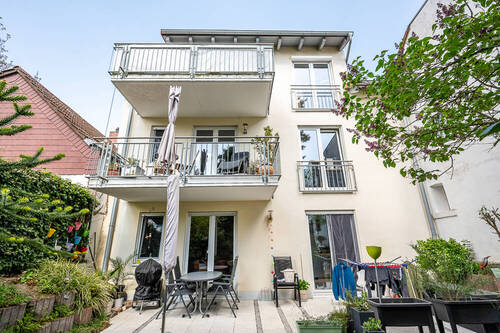 Hausansicht - 9 Zimmer Einfamilienhaus zum Kaufen in Mainz-Bretzenheim