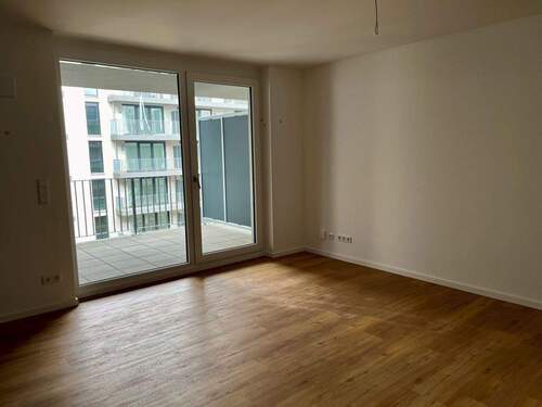 Wohnbereich - 2 Zimmer Etagenwohnung in Fürth