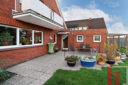 Terrasse - 8 Zimmer Einfamilienhaus in Lohne