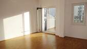 Wohnraum / Balkon - Etagenwohnung mit 85,30 m&sup2; in Düsseldorf zur Miete