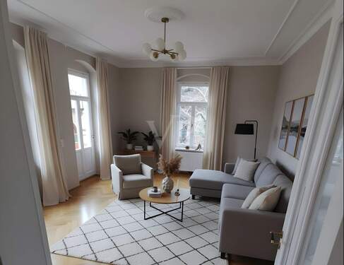 Wohnzimmer - 3 Zimmer Etagenwohnung zum Kaufen in Radebeul