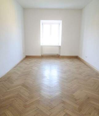 Schlafzimmer - 2 Zimmer Etagenwohnung zur Miete in München