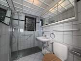 Badezimmer Erdgeschoss - 