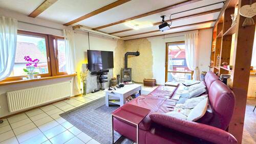 Bild 2 - 8 Zimmer Mehrfamilienhaus, Wohnhaus in Albbruck