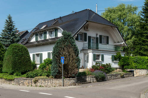 Vordersansicht - Charmantes Landhaus mit parkähnlichem Grundstück in idyllischer Lage von Habkirchen