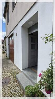 Hauseingang - 4 Zimmer Mehrfamilienhaus, Wohnhaus zum Kaufen in Gransee