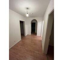 PROVISIONSFREI: Frisch sanierte und traumhafte Wohnung in begehrtester Lage Niederwerrns