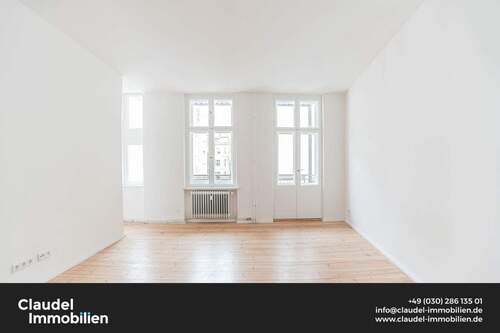 Wohnbereich - Charmante 1-Zi-Wohnung in Neukölln mit Balkon, Parkett, modernem Bad und großzügigem Grundriss