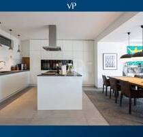 EINFAMILIENHAUS IM ERDGESCHOSS, MODERN EBK POOL IN VORBEREITUNG, GUTE LAGE, GROßE HELLE RÄUME - Radebeul