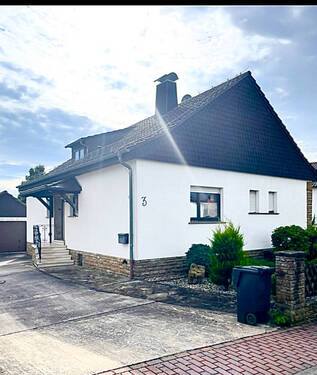 Bild 1 - Freistehendes Einfamilienhaus mit großzügigem Garten in Bosserode!