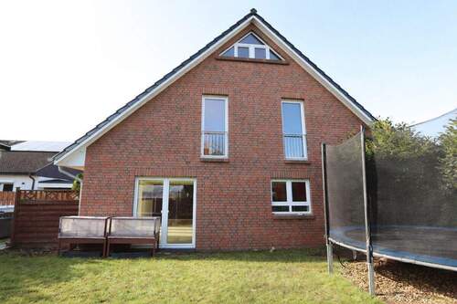 Seitenansicht - Doppelhaushälfte mit 137,00 m&sup2; in Kisdorf zum Kaufen