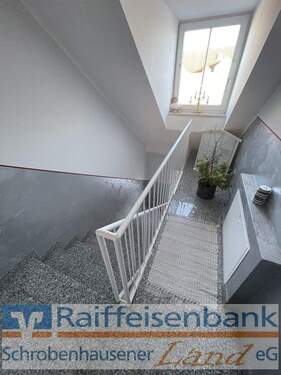 Treppenhaus - Etagenwohnung mit 57,00 m&sup2; in Schrobenhausen zur Miete