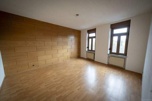 Zimmer I - Etagenwohnung mit 126,00 m² in Püttlingen zur Miete