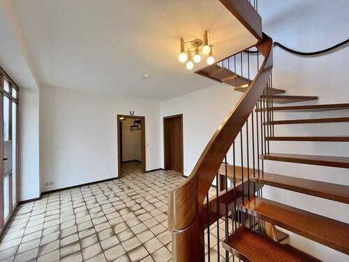 Diele - Einfamilienhaus mit 158,00 m² in Bremen zum Kaufen