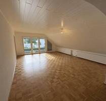 Stilvolle 3-ZKB-Dachgeschosswohnung in begehrter, ruhiger Wohnlage - Erstbezug nach Renovierung 2025 - Bad Homburg Dornholzhausen