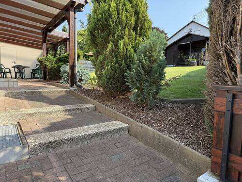 Terrasse - 7 Zimmer Einfamilienhaus in Kirchen VG