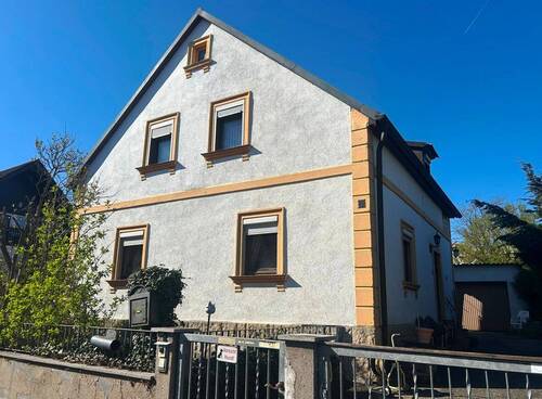 1 HF Außenansicht.jpg - 4 Zimmer Einfamilienhaus zum Kaufen in Haßfurt