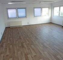 - Büroräume in Gewerbeobjekt - - 250,00 EUR Kaltmiete, in Weißenfels (PLZ: 06667)