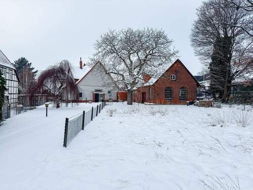 Außenansicht - Großzügiges Baugrundstück mit sanierungsbedürftigem Fachwerkhaus in ruhiger Lage von Gehrden