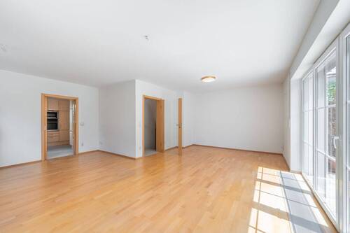 Das_Wohnzimmer - 6 Zimmer Doppelhaushälfte in München
