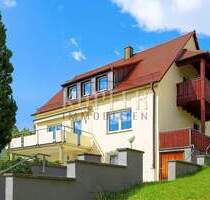 Charmantes Zweifamilienhaus in Südhanglage mit herrlichem Fernblick! - Forchheim